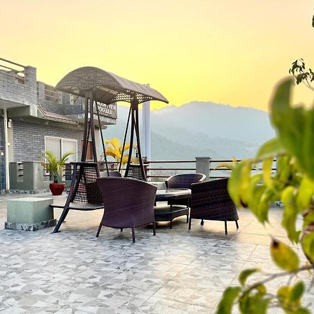 Hotel Mount View Pokhara Zewnętrze zdjęcie