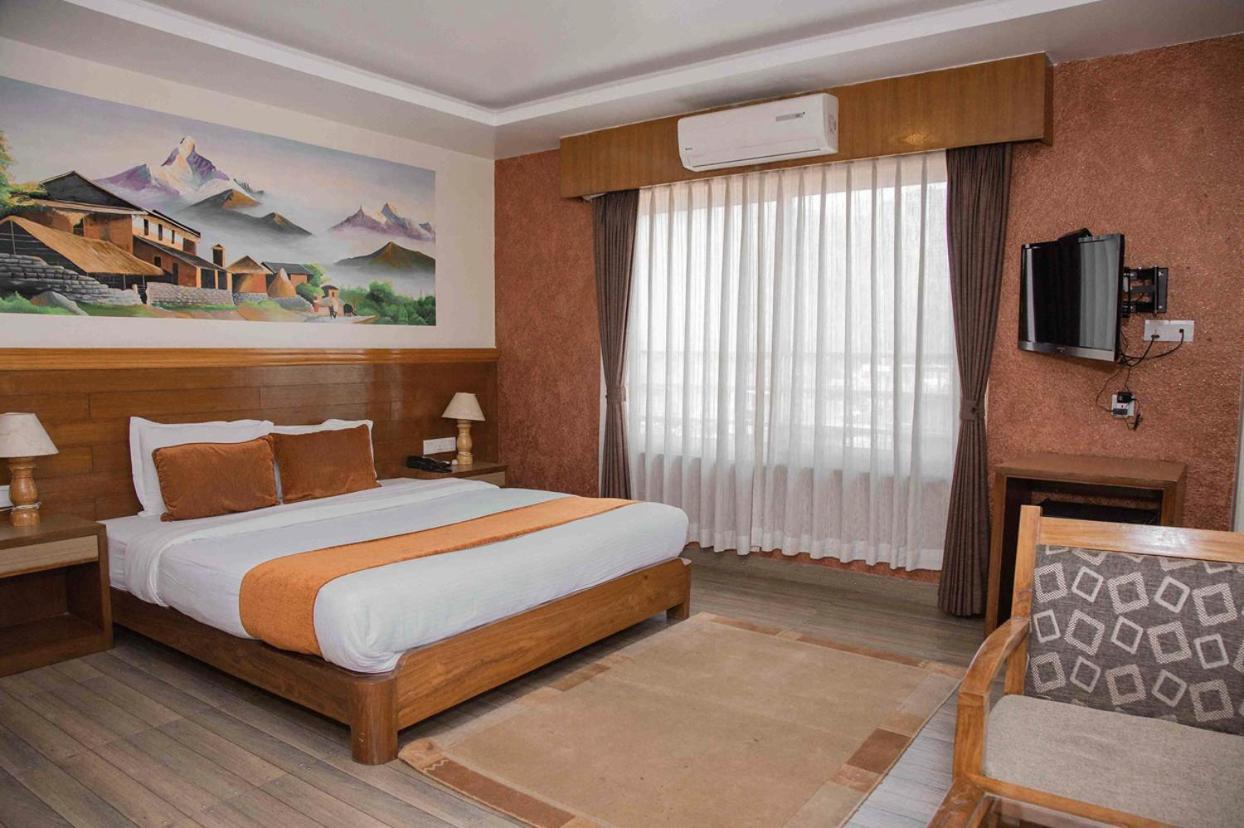 Hotel Mount View Pokhara Zewnętrze zdjęcie