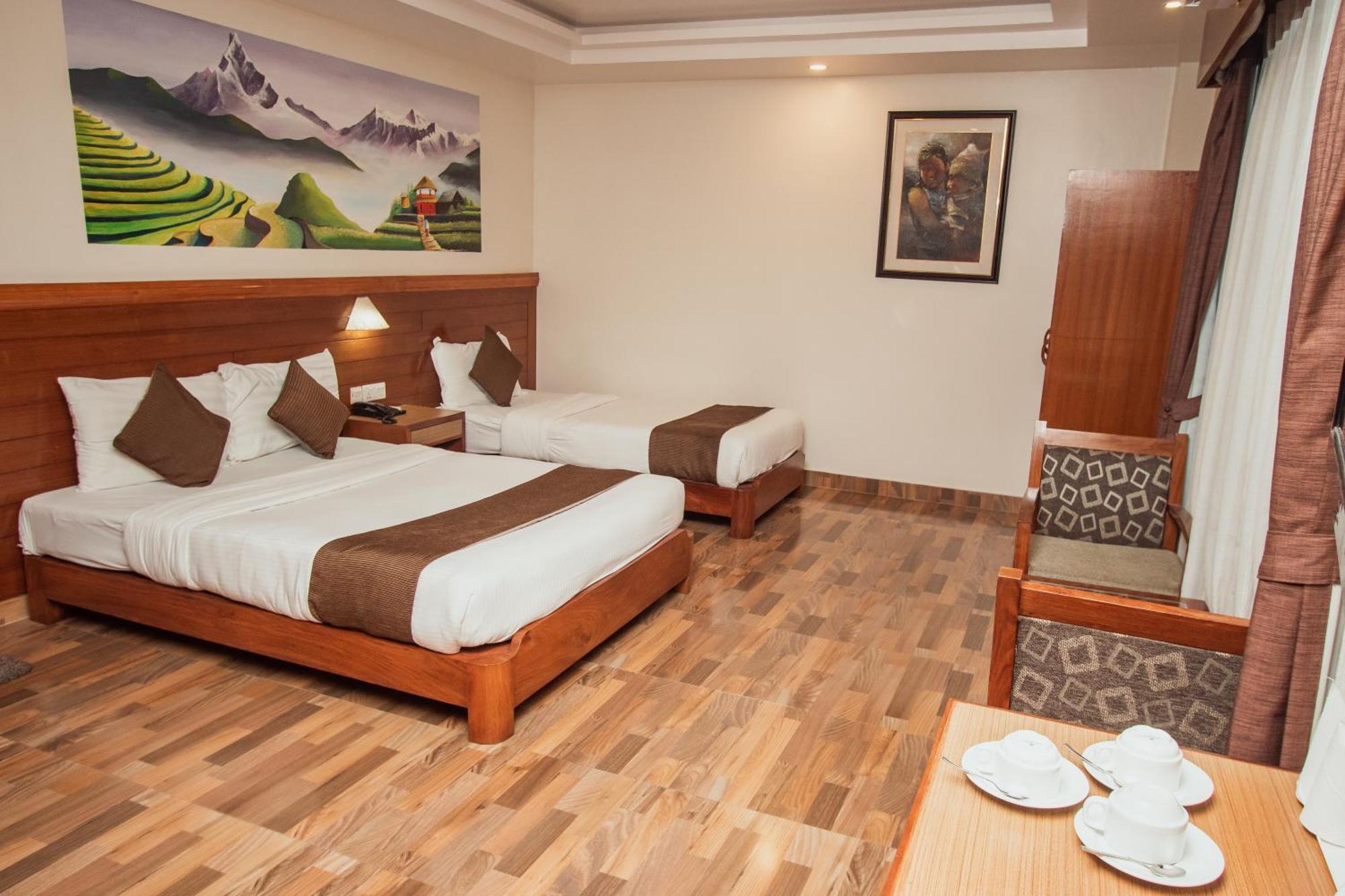 Hotel Mount View Pokhara Zewnętrze zdjęcie