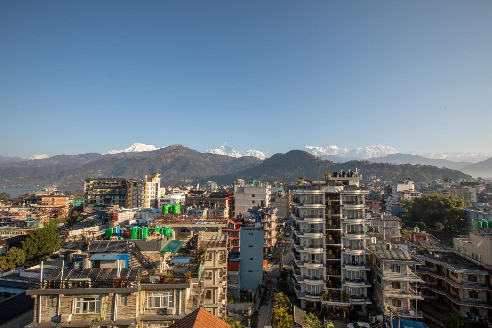Hotel Mount View Pokhara Zewnętrze zdjęcie